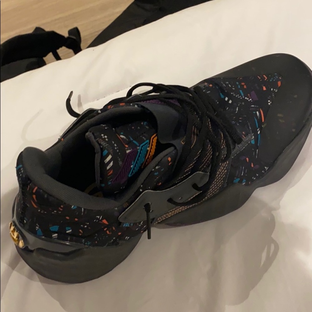 Harden Basketball Shoes